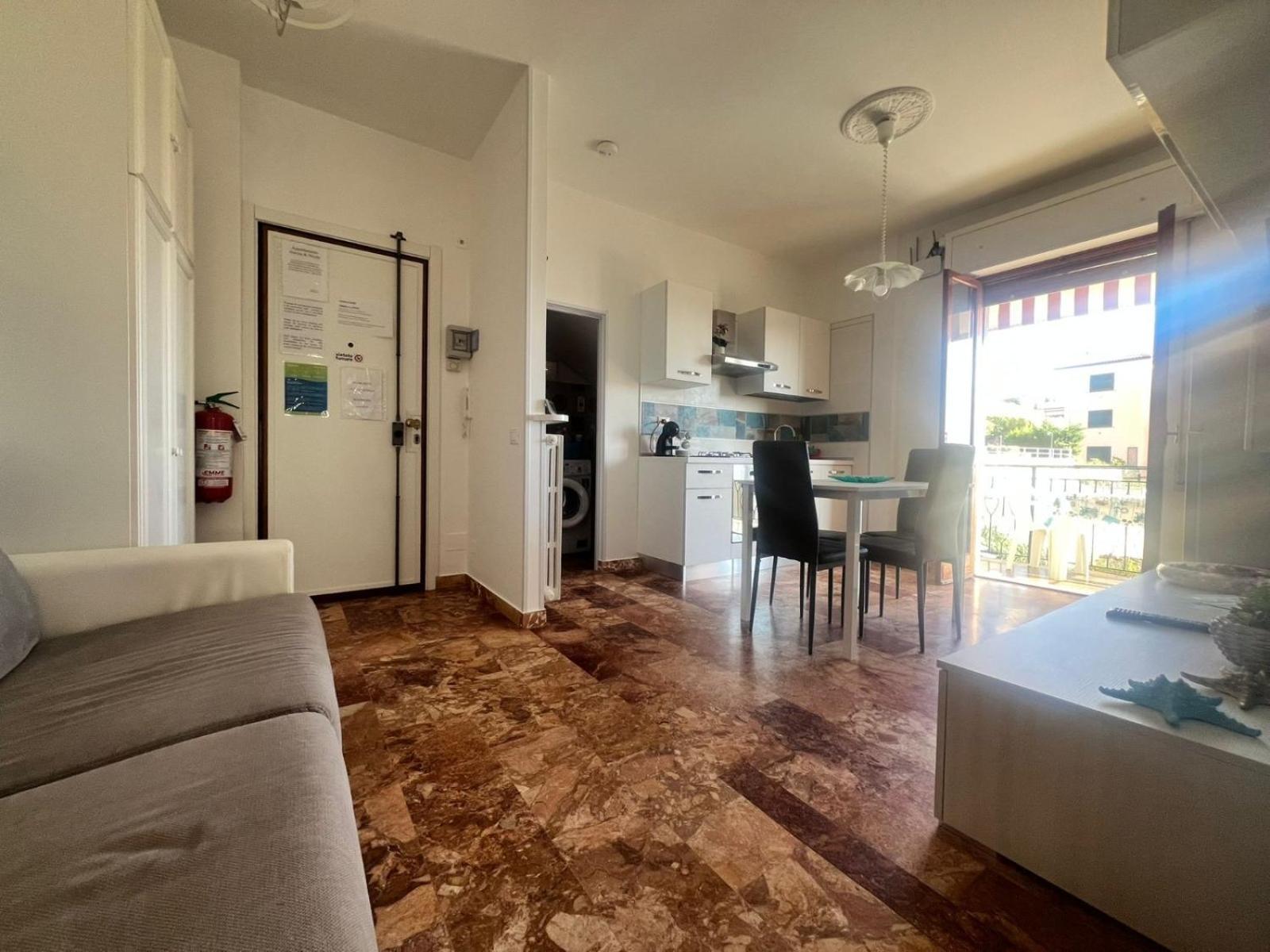 Apartment Aurora & Nicole Ideal Per Biker Con Terazza Vista Mare Parcheggio E Wi-Fi Gratuiti П'єтра-Лігуре Екстер'єр фото