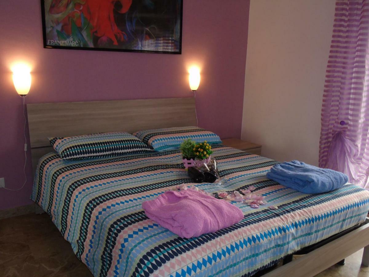 Apartment Aurora & Nicole Ideal Per Biker Con Terazza Vista Mare Parcheggio E Wi-Fi Gratuiti П'єтра-Лігуре Екстер'єр фото