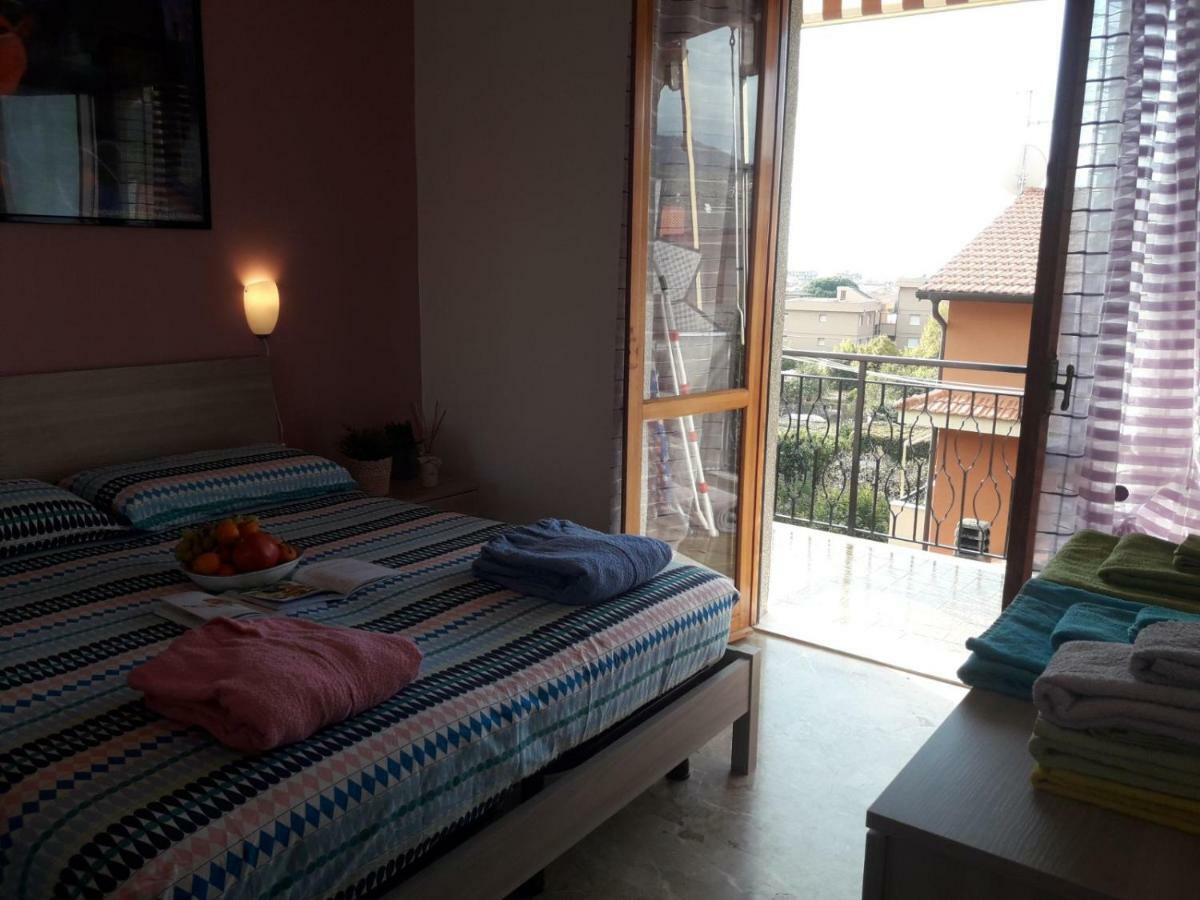 Apartment Aurora & Nicole Ideal Per Biker Con Terazza Vista Mare Parcheggio E Wi-Fi Gratuiti П'єтра-Лігуре Екстер'єр фото